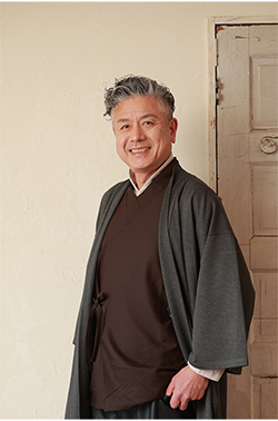 Senior's Model｜GIN｜広島　キャスティング・モデル事務所　KANON.H.C